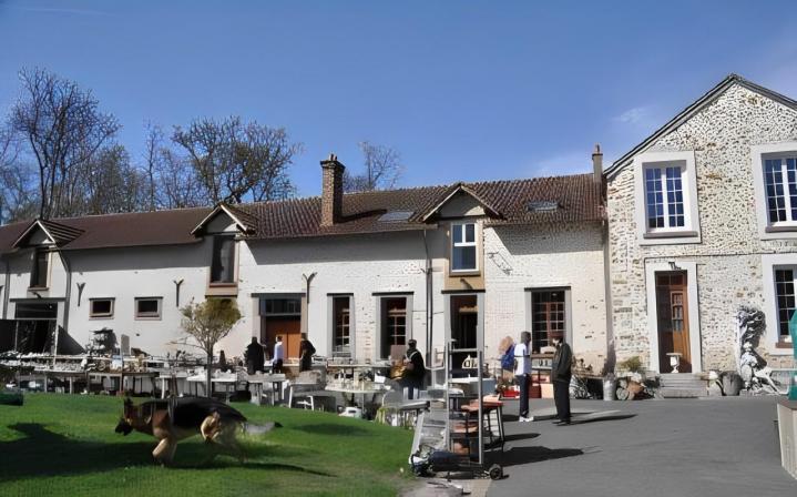 Brocante Le Mée-sur-Seine